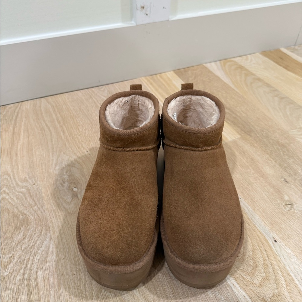 UGG Women's Tan chestnut Ulta mini Platform Boots - Picture 12 of 16